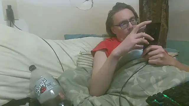 Snapshot of dandonn chatting on May 12, 2026, 4:31 am dandonn online show from May 12, 2026, 4:31 am