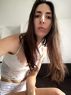 sweetsinxxx online show from December 14, 2025, 5:51 pm