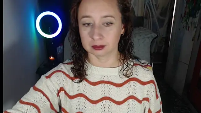 Milf Valeria online show from November 7, 2025, 2:17 pm