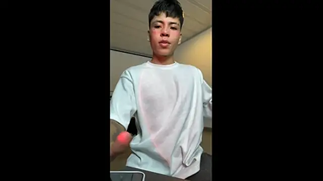 MaxiWildd online show from January 10, 2026, 1:02 pm