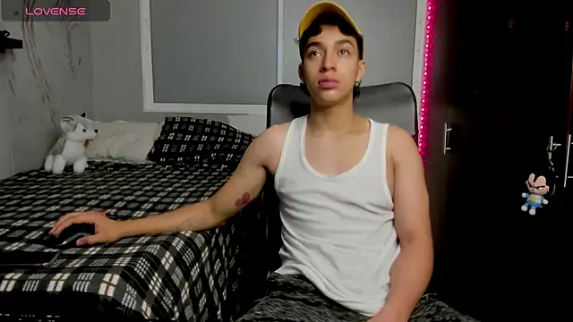 Noxx starkK online show from December 2, 2025, 12:05 am