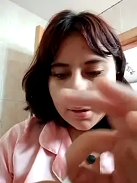 tutermitoa online show from October 15, 2025, 5:13 pm