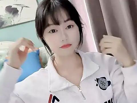 sarah111 online show from October 22, 2025, 3:51 am