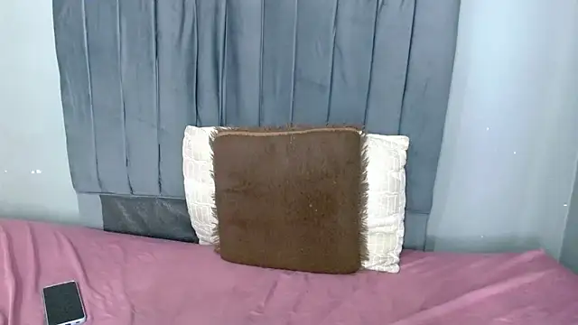 ChubbyBuddyxXx online show from March 5, 2026, 6:15 pm