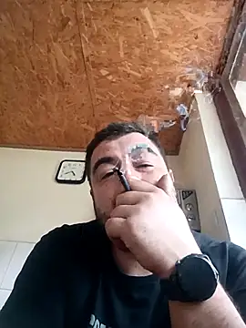 Snapshot of Georgerazvan1989 chatting on September 12, 2025, 1:44 pm Georgerazvan1989 online show from September 12, 2025, 1:44 pm