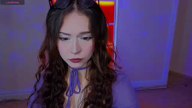 Adetta online show from November 5, 2025, 10:48 am