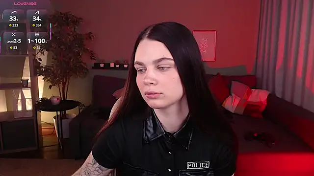 Michela Fruet online show from September 9, 2025, 12:21 am