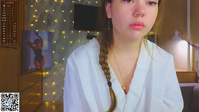 miss bubbles  online show from December 17, 2025, 1:22 am