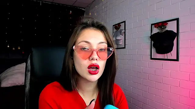 SeaJorji online show from December 14, 2025, 1:16 pm