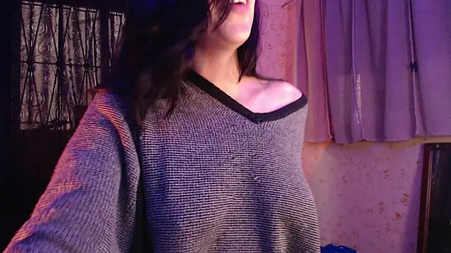 Snapshot of 9Sophie_Rosse chatting on June 19, 2026, 5:17 pm 9Sophie Rosse online show from June 19, 2026, 5:17 pm