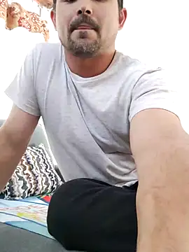 Bradd 32 online show from October 21, 2025, 4:41 pm