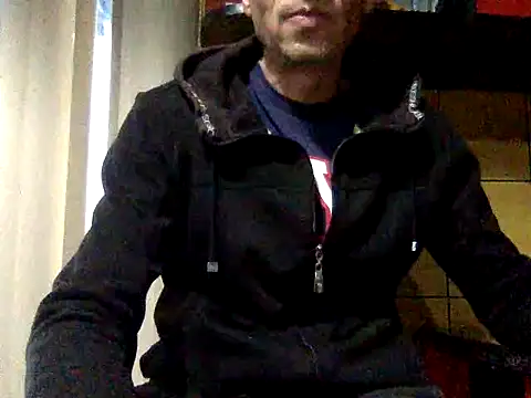 adiluci1 online show from October 12, 2025, 1:54 pm