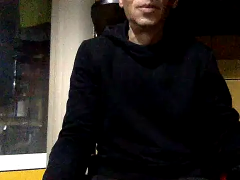 adiluci1 online show from October 26, 2025, 2:50 am