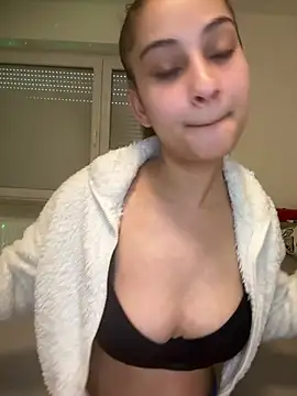 FemmeAffair online show from March 15, 2026, 2:12 pm