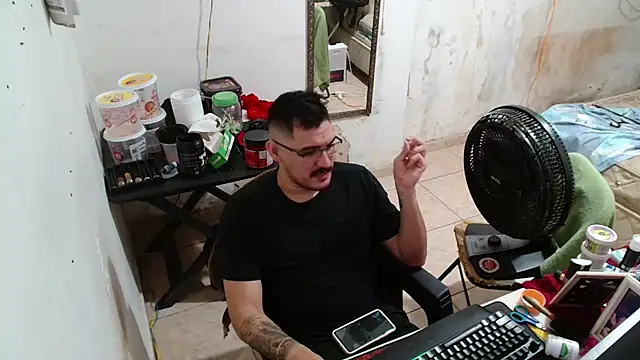 Leonino231 online show from December 20, 2025, 2:40 am