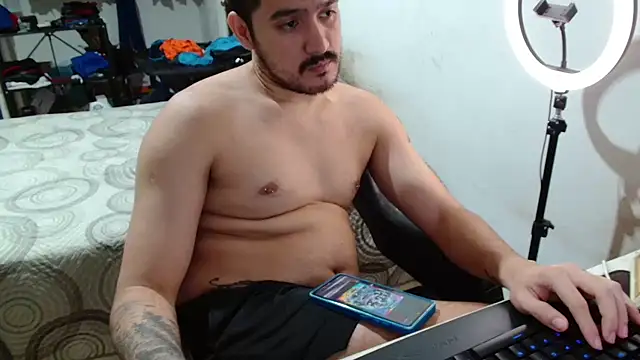 Leonino231 online show from March 18, 2026, 9:29 pm