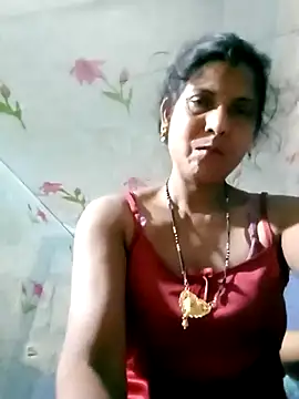 Savita992 online show from May 13, 2026, 7:33 pm