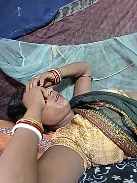 Snapshot of Savita992 chatting on July 11, 2026, 10:18 am Savita992 online show from July 11, 2026, 10:18 am