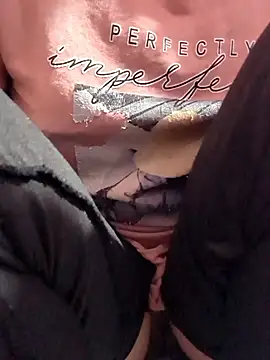 Snapshot of opna8 chatting on January 14, 2026, 9:37 am opna8 online show from January 14, 2026, 9:37 am