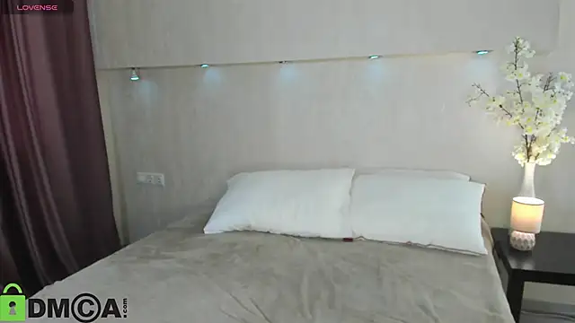 Snapshot of Adelina_Bliss chatting on May 24, 2026, 1:21 am Adelina Bliss online show from May 24, 2026, 1:21 am