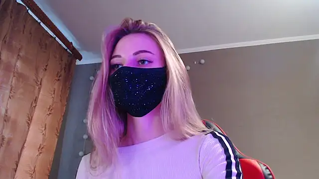 Iris lave online show from October 13, 2025, 3:01 pm