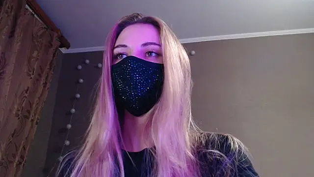 Iris lave online show from October 27, 2025, 5:06 pm