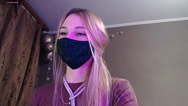 Iris lave online show from November 5, 2025, 4:40 pm