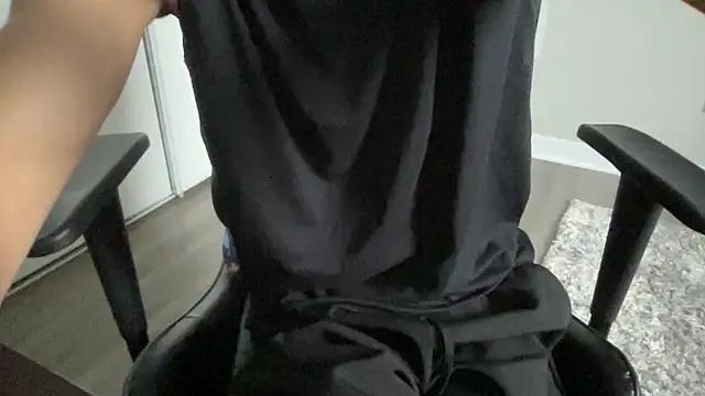 Snapshot of 0xdeexnutz chatting on October 23, 2025, 3:22 pm 0xdeexnutz online show from October 23, 2025, 3:22 pm