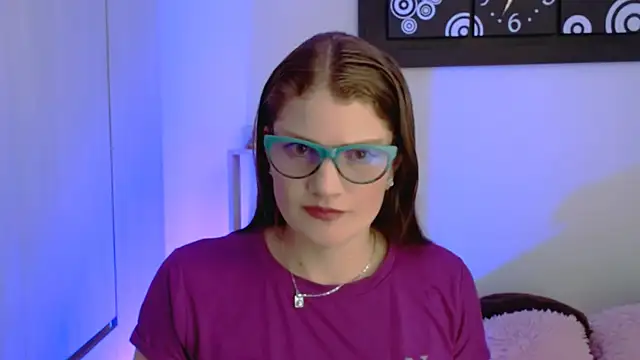 Snapshot of Camila-ventura chatting on May 18, 2026, 5:52 pm Camila-ventura online show from May 18, 2026, 5:52 pm