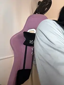 lucy grey25 online show from March 14, 2026, 4:45 pm