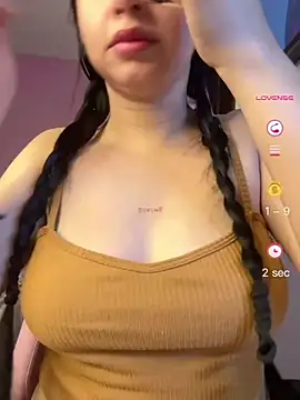 lucy grey25 online show from July 22, 2026, 5:49 pm