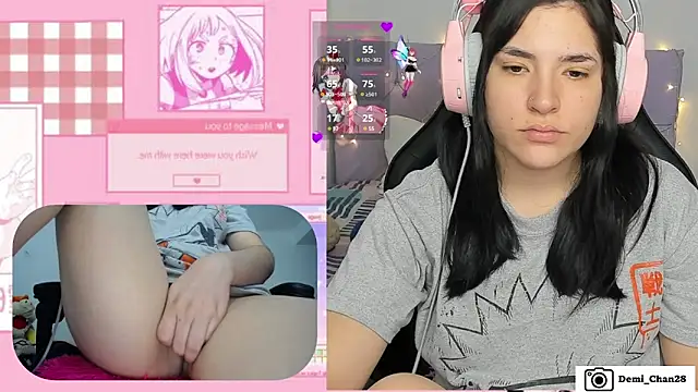 Snapshot of demi_chan chatting on September 11, 2025, 8:14 am demi chan online show from September 11, 2025, 8:14 am