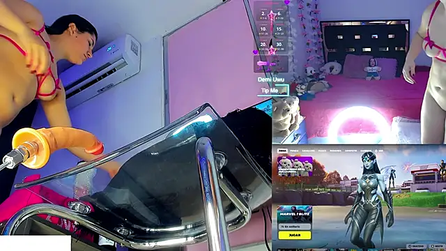 demi chan online show from April 1, 2026, 5:52 am