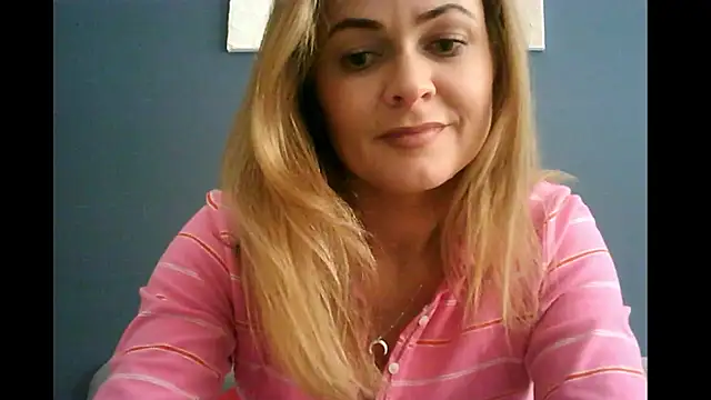 Ginger-bb online show from January 12, 2026, 9:14 am