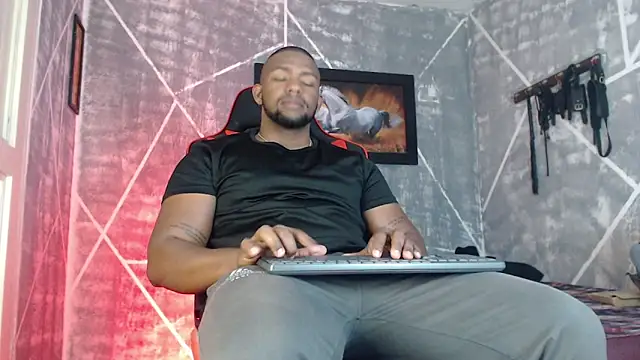 big blackmen19 online show from December 16, 2025, 5:29 pm