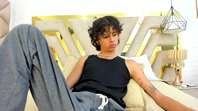 Ibratxandy online show from September 23, 2025, 6:55 pm