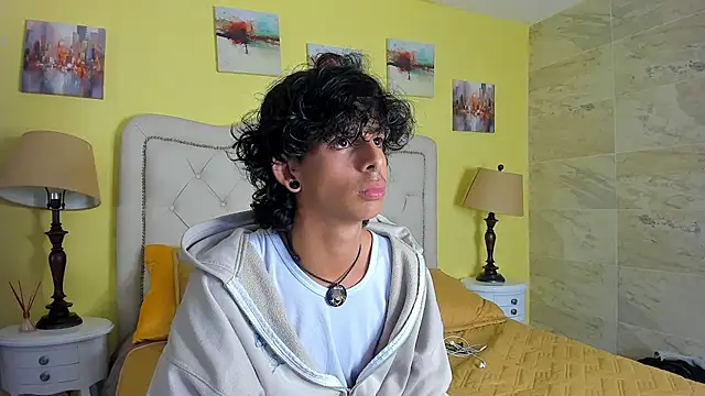 Ibratxandy online show from October 18, 2025, 3:24 pm