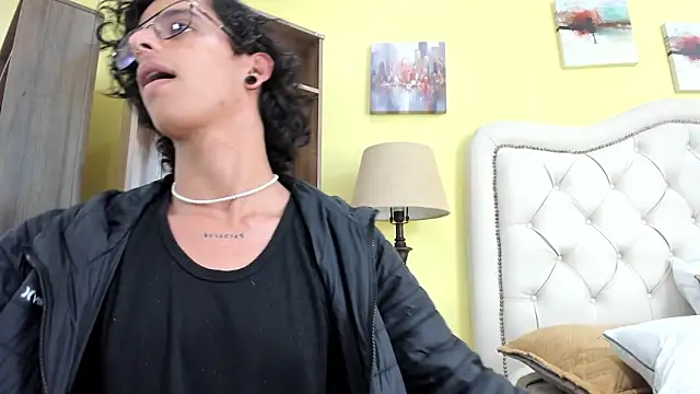 Ibratxandy online show from December 2, 2025, 7:09 pm