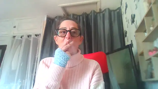 Snapshot of Mistress-Ivy51 chatting on April 25, 2026, 7:33 am Mistress-Ivy51 online show from April 25, 2026, 7:33 am
