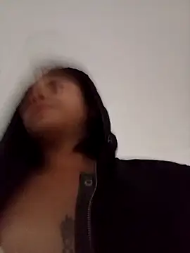 Snapshot of Tendercouple1 chatting on October 10, 2025, 8:30 pm Tendercouple1 online show from October 10, 2025, 8:30 pm