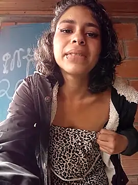 Snapshot of Tendercouple1 chatting on January 5, 2026, 5:38 pm Tendercouple1 online show from January 5, 2026, 5:38 pm