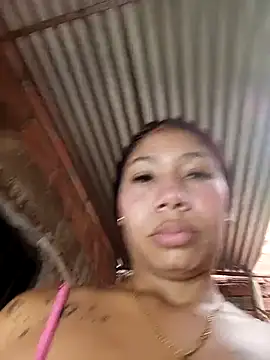 Snapshot of Rous-squir chatting on February 1, 2026, 12:48 pm Rous-squir online show from February 1, 2026, 12:48 pm