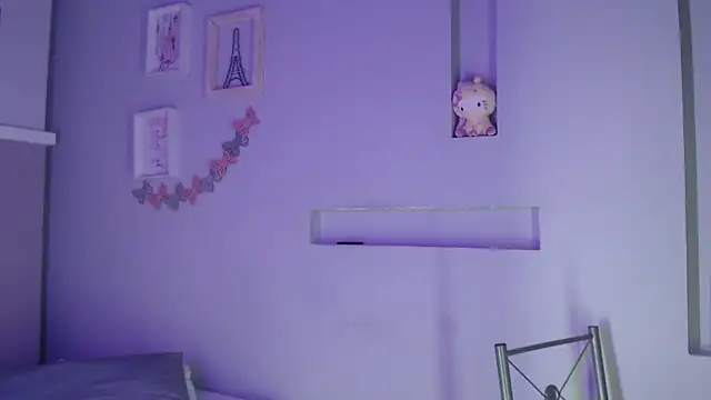 pocahontamoon online show from October 18, 2025, 4:19 pm