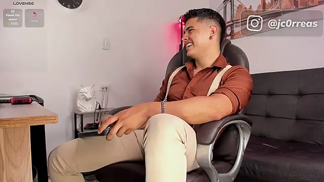  Juanes online show from November 11, 2025, 10:32 pm