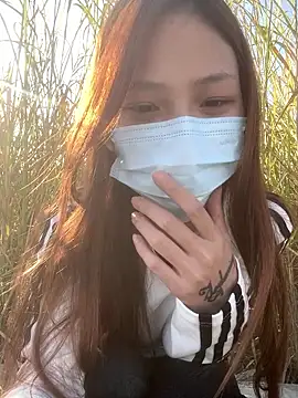 Lili550 online show from January 9, 2026, 7:44 am