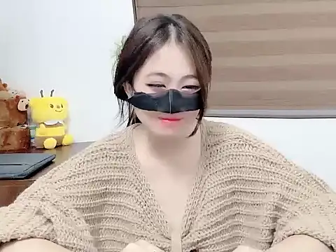 Amelia-babee online show from October 8, 2025, 12:25 pm