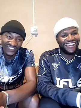 Snapshot of ManInbkack chatting on October 27, 2025, 5:06 pm ManInbkack online show from October 27, 2025, 5:06 pm