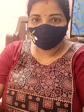 Snapshot of lathikaqueentamil chatting on October 2, 2025, 9:27 am lathikaqueentamil online show from October 2, 2025, 9:27 am