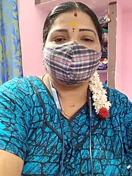 Snapshot of lathikaqueentamil chatting on October 6, 2025, 6:22 am lathikaqueentamil online show from October 6, 2025, 6:22 am