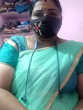 Snapshot of lathikaqueentamil chatting on October 16, 2025, 4:57 am lathikaqueentamil online show from October 16, 2025, 4:57 am